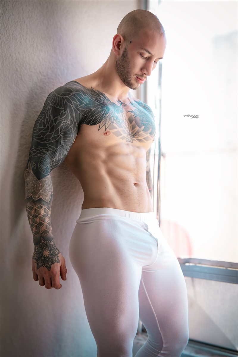 Bailarín del elenco Jugueteando para eventos exclusivos